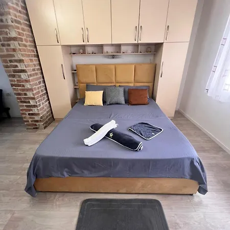 Om Center Appartamento Tirana